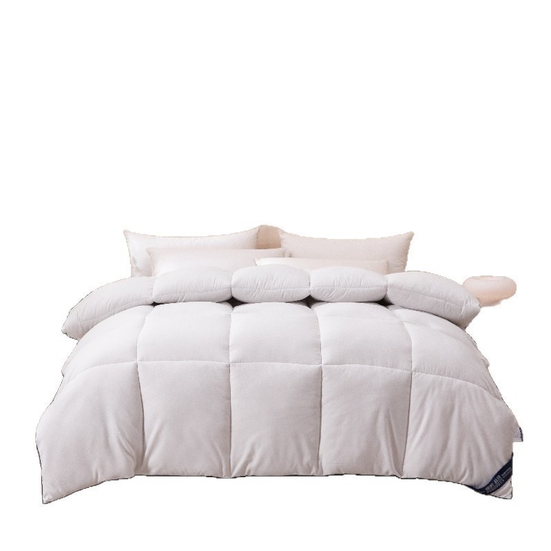 Hotel supplies: winter quilts, quilt cores, thickened warm cotton quilts, spring and autumn quilts, hotel quilts, gifts, group purchase, wholesale and agency Item Picture
