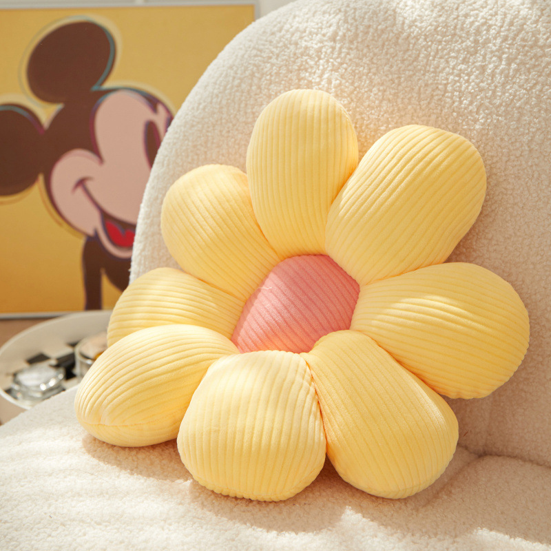 Amazon's new cute cartoon sunflower-shaped sofa cushion and throw pillow, a high-end home decoration pillow Item Picture