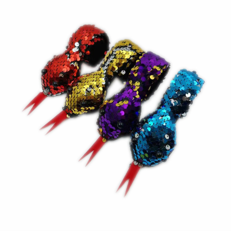 亚马逊亮片翻面蛇啪啪圈手环动物拍拍圈幼儿园小礼品生肖翻面亮片