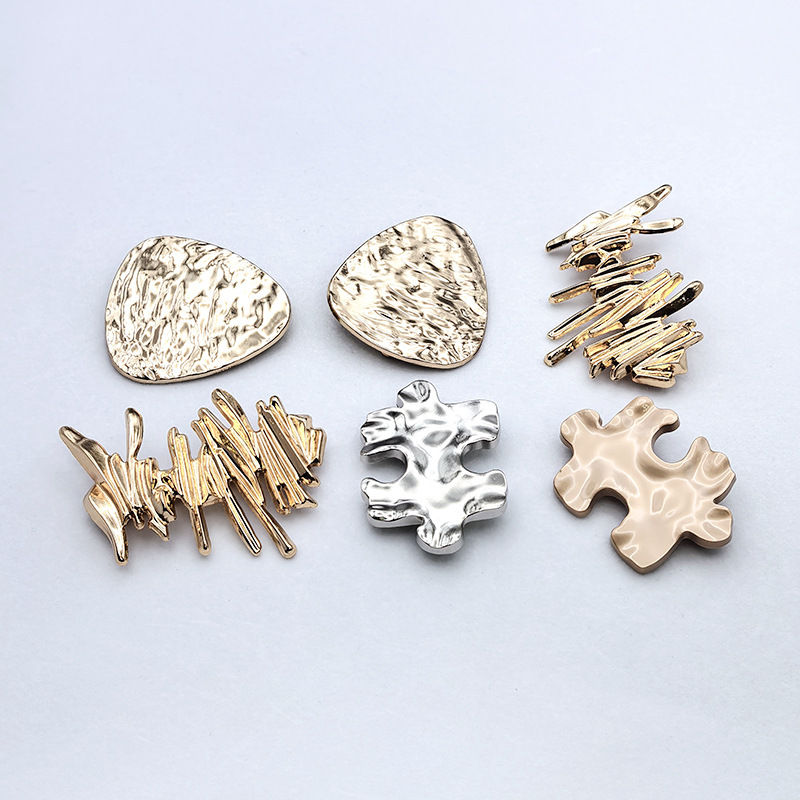 Metal texture swimsuit decorative buttons, irregular and irregular-shaped hardware accessories, underwear, bikini DIY accessories details Picture