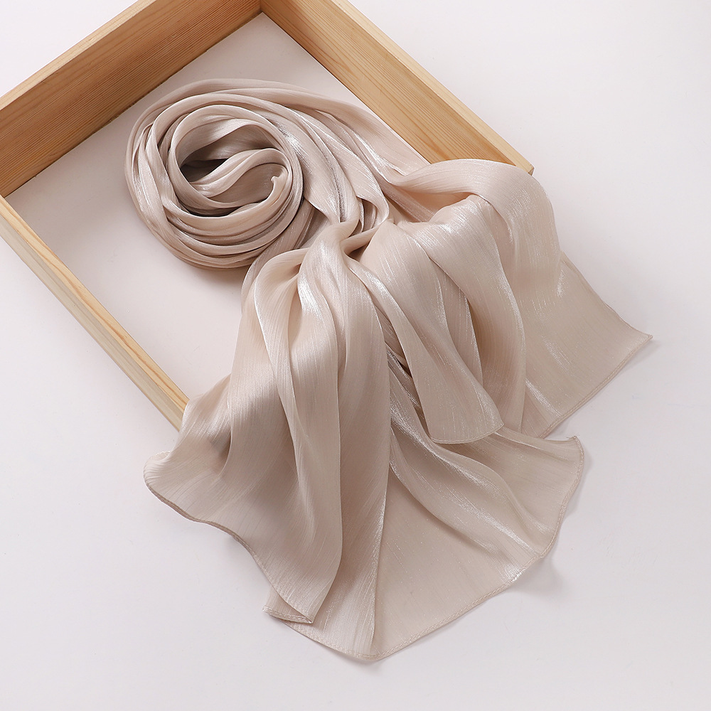 Island crepe scarf Women's shawl Cross-border new style island satin smooth crepe solid color bright silk scarf Malaysian headscarf Application Scenario