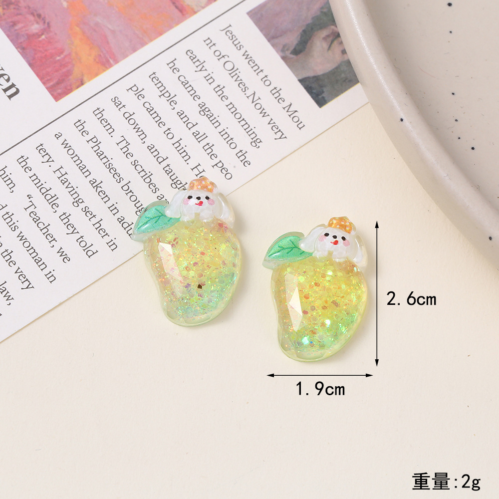 Cartoon animal fruit epoxy resin AB glue accessories, luminous translucent sequins, diy cream glue phone cases, strawberry phone accessories Application Scenario