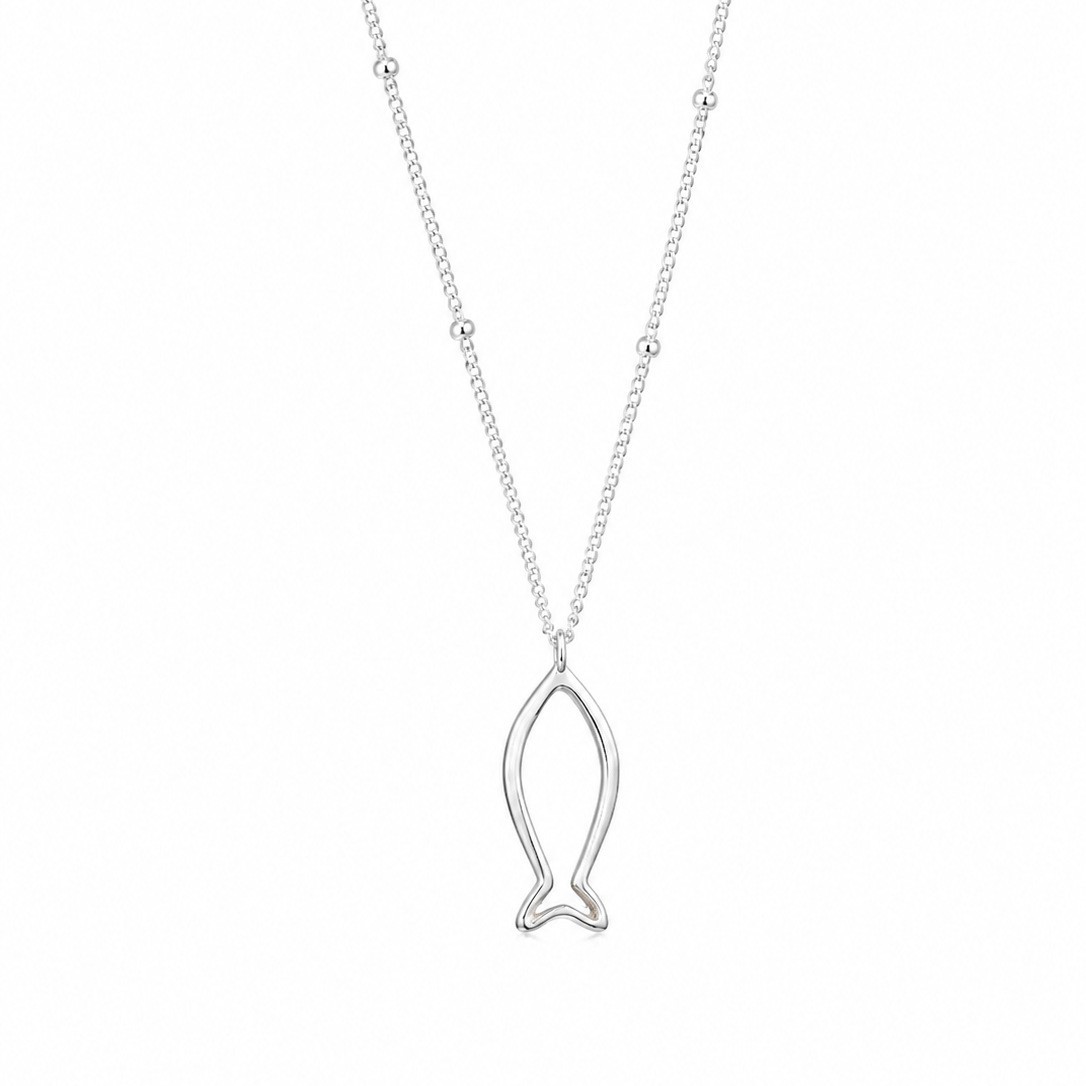 Minimalist hollowed-out small fish pendant S925 silver necklace, exquisite fine chain for women, gentle collarbone chain for daily commuting Item Picture