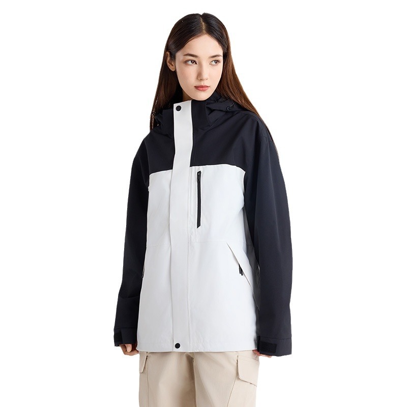 户外功能棉服实物图