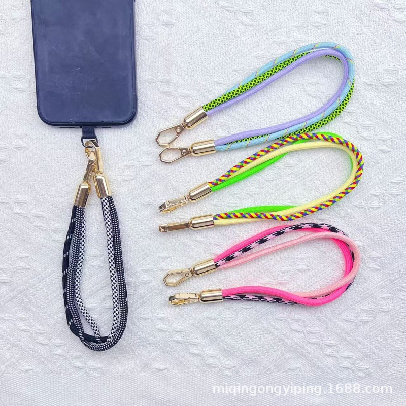 New color-blocked short phone lanyard, dopamine wrist lanyard, phone case hand-held lanyard, outdoor travel anti-loss short lanyard details Picture