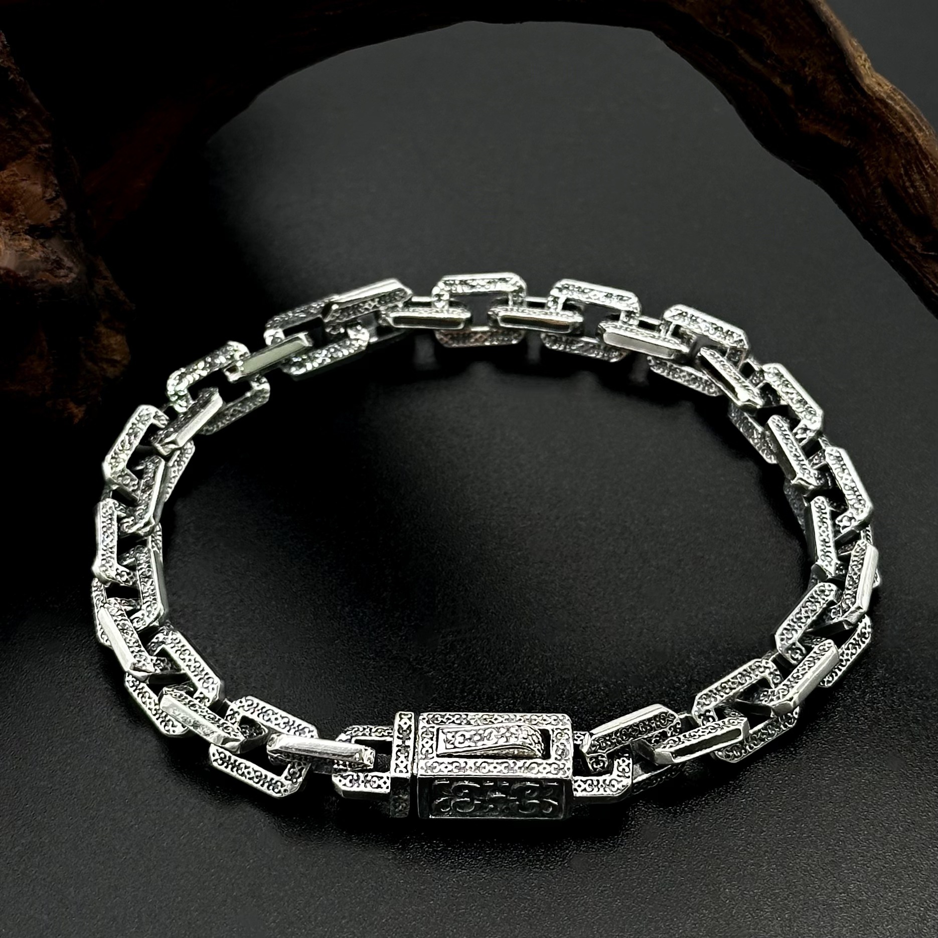 S925纯银欧美朋克复古藤草军花纹按扣男士手链熔岩霸气重工古巴链