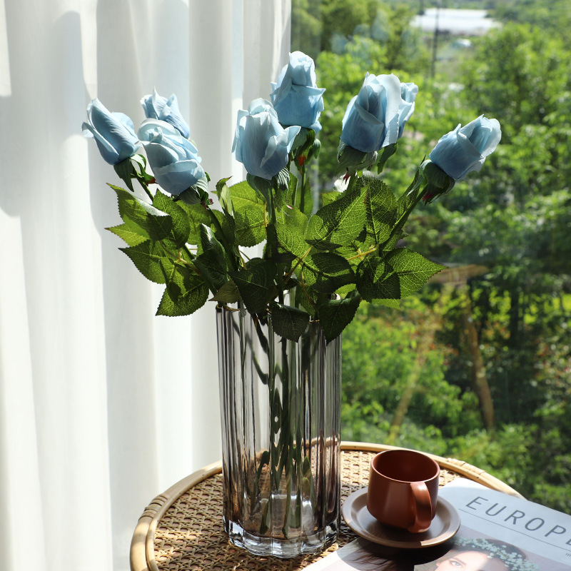 玫瑰手感保湿花苞仿真花家居装饰婚庆手捧花假花跨境批发高仿真产品图