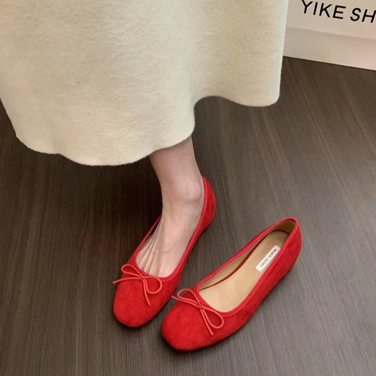 French insole height-increasing shoes, suede ballet single shoes for women, 2025 new spring and autumn style, bow red evening shoes Application Scenario