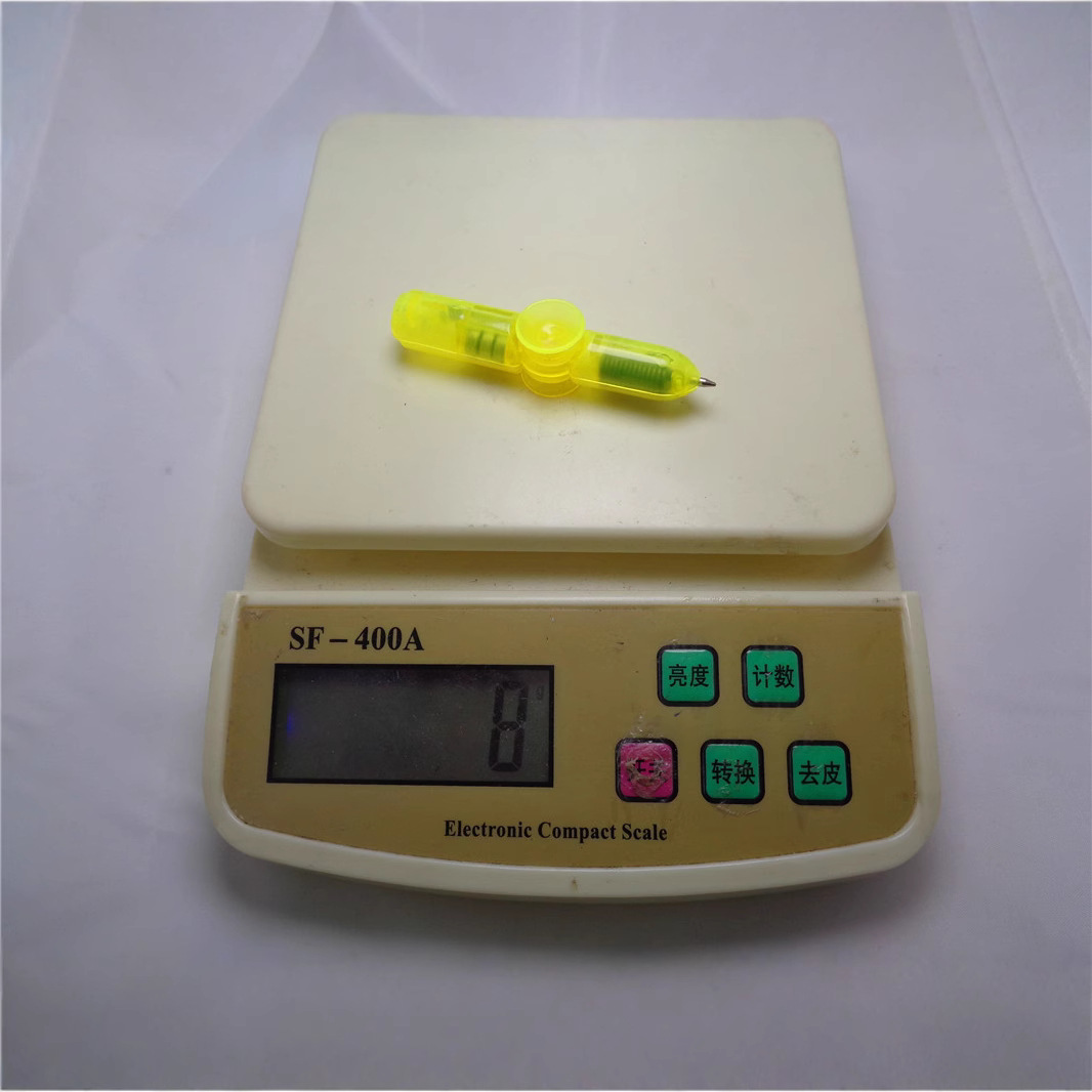 Luminous plastic toys, seven-color finger luminous gyroscope pens, mini student gift pens, street stall supply, factory direct sales Application Scenario