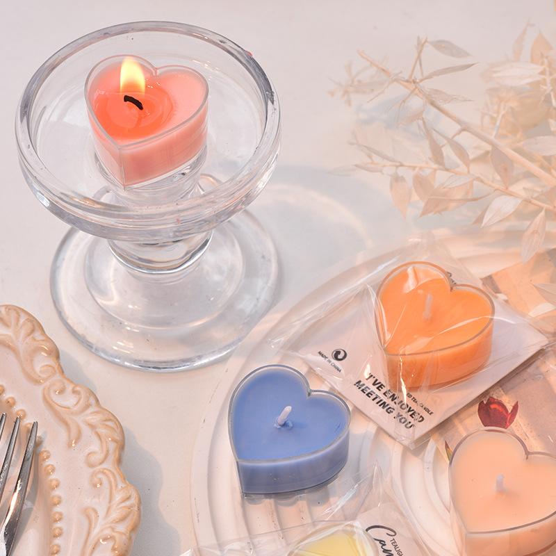 Wholesale heart-shaped candles, plant wax scented candles, birthday and proposal romance, heated for 4 hours, heart-shaped tea wax Application Scenario