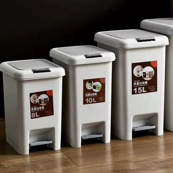 Foot-operated trash can, household creative large foot-operated plastic storage bucket with lid and slit, bathroom garbage wastebasket