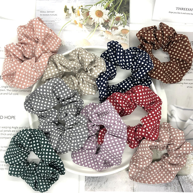 Korean style versatile polka dot pig intestine hair rings, student Internet celebrity mom hair accessories, two-yuan store street stall, selling well