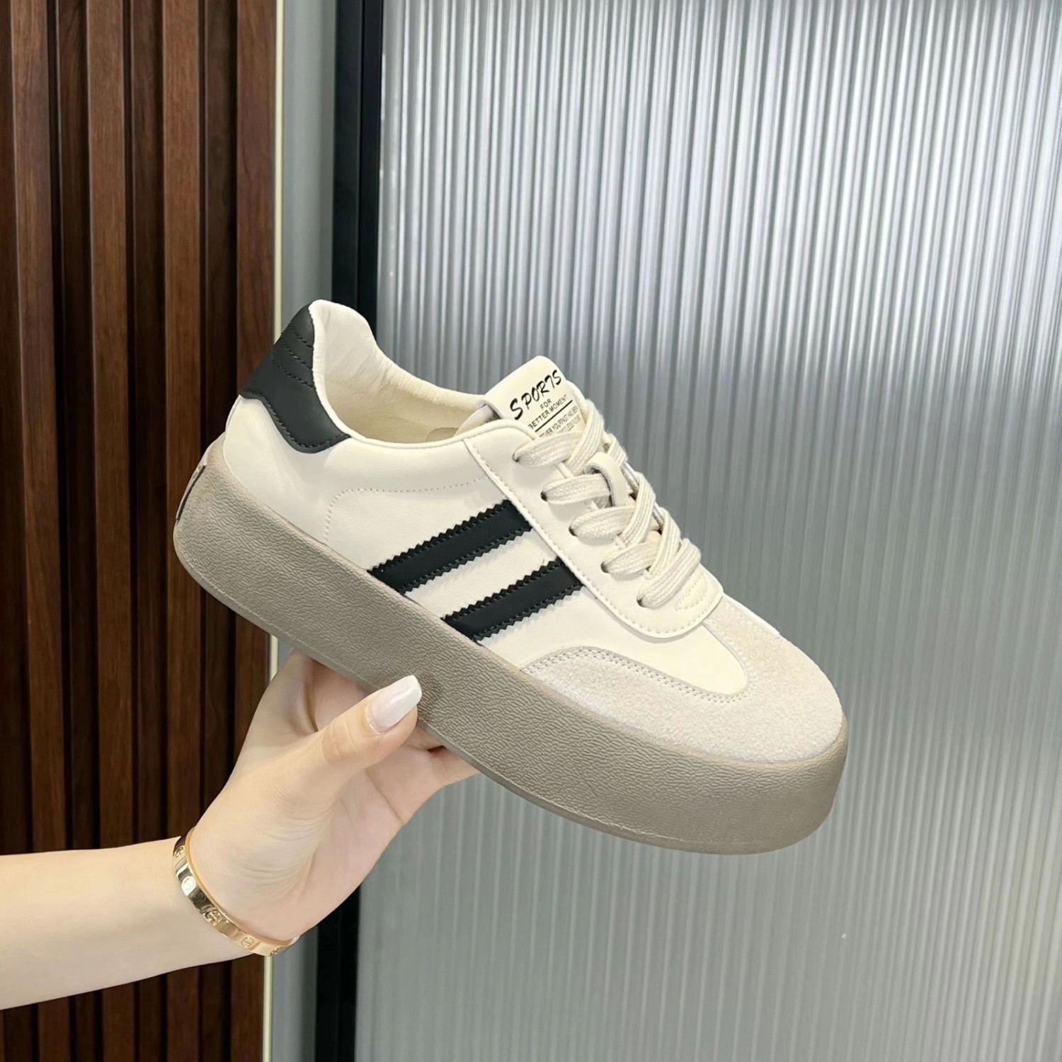 德训鞋女鞋2025爆款春夏季厚底小白鞋潮流休闲时尚运动阿甘鞋