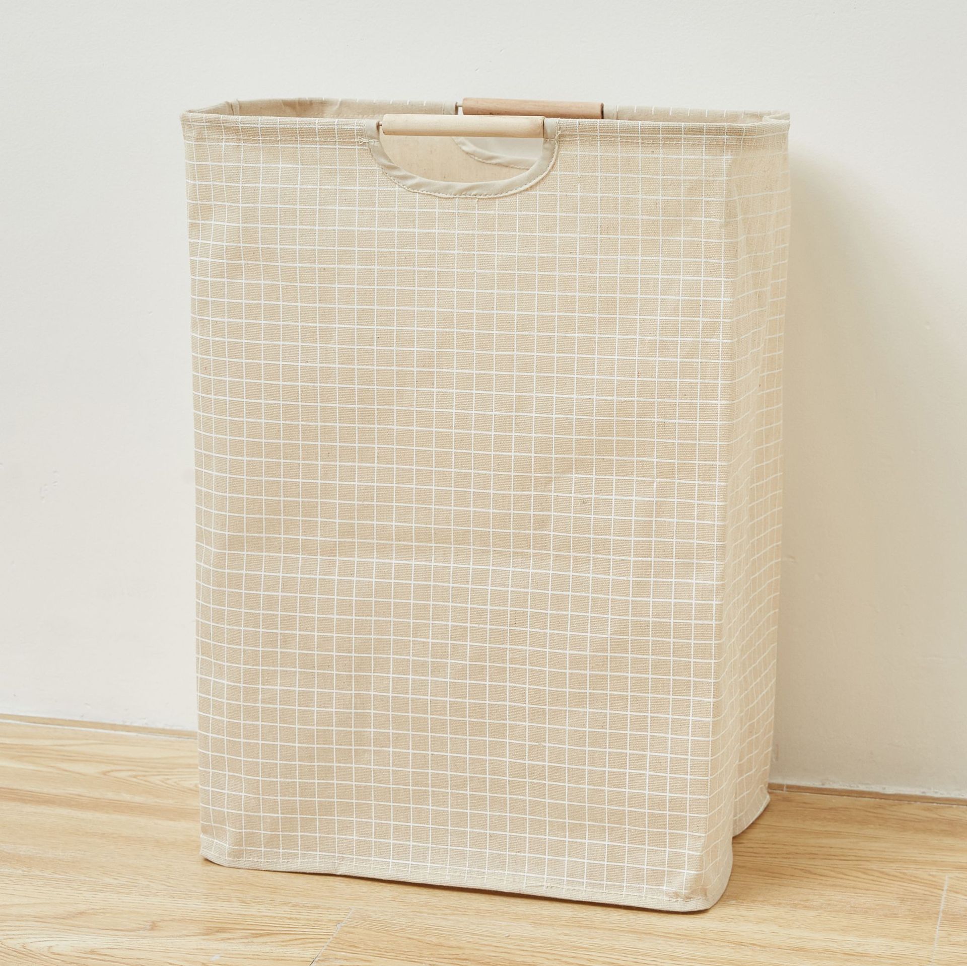 Dirty clothes storage basket, bamboo fabric storage basket, Japanese dirty clothes basket, laundry basket, Nordic dirty clothes basket, folding Application Scenario