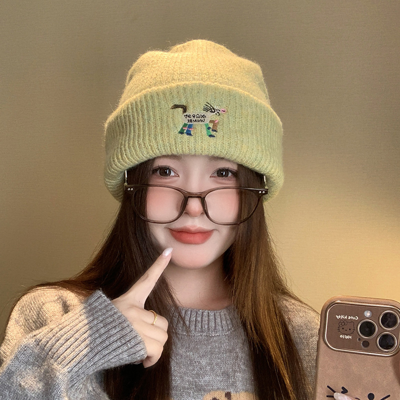 Yunxu/Cute Little Dog Woolen Cap for Women 2025 New Autumn and Winter Warm Travel Versatile and face-enhancing Small Knitted Cap for men Specification image