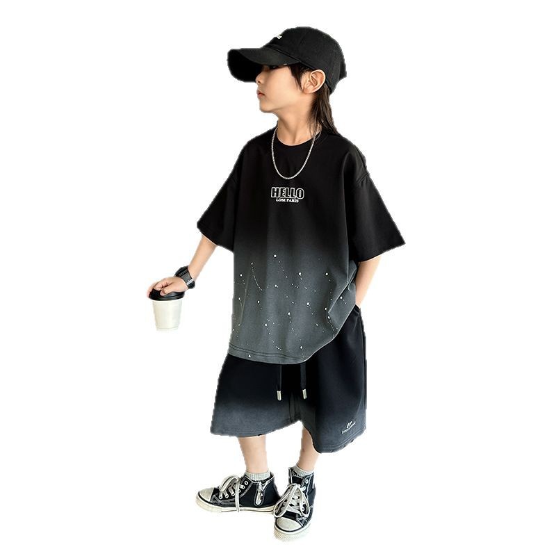 The boy's 2026 summer Starry Sky casual boy short-sleeved shirt, shorts, T-shirt, loose starry sky round-neck half-sleeved top, trendy Item Picture