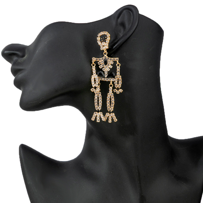 Cross-border European and American Halloween skull and water diamond earrings, creative design sense, luxurious full diamond pendant earrings wholesale details Picture