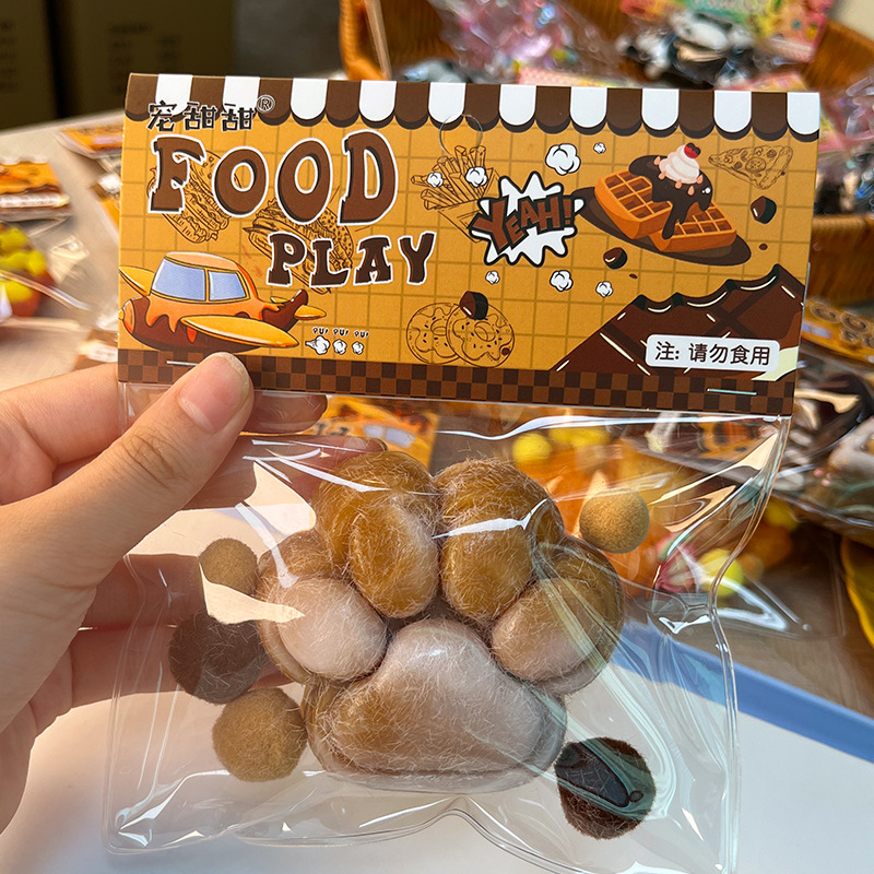 Stand de tierra mercado nocturno simulación nueva y peculiar harina de maíz descarga bola fruta maíz pinchada niños descomprimir juguete pequeño Specification image