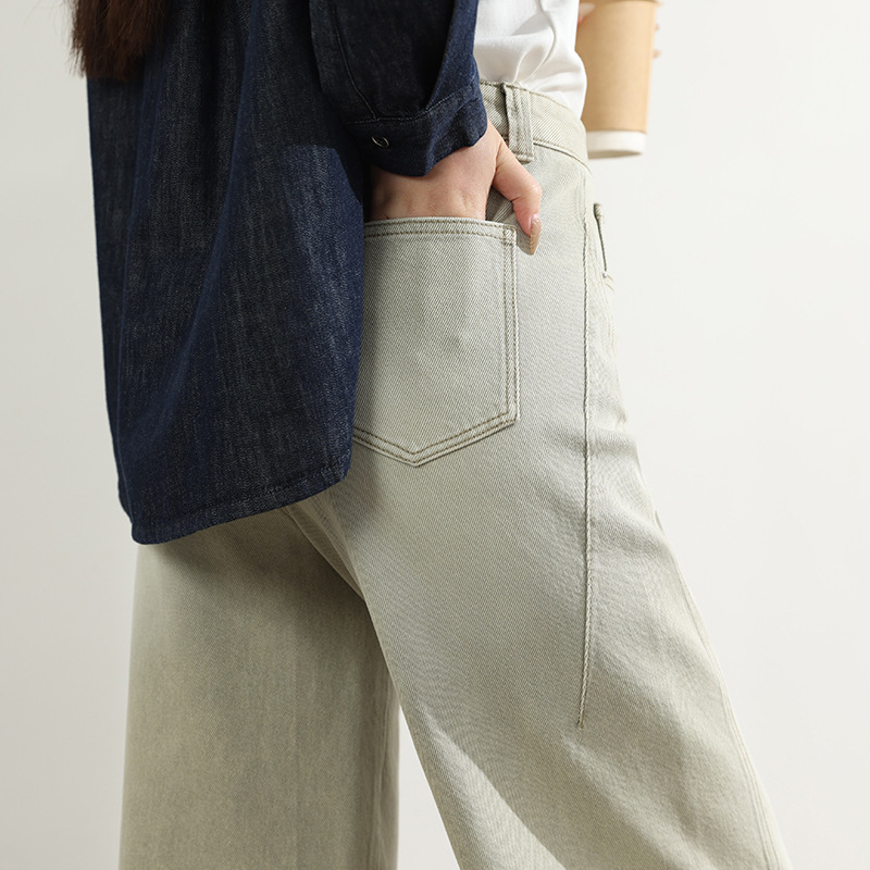 Factory direct sales of new khaki three-dimensional spliced slimming sickle pants and casual loose curved jeans for women Application Scenario