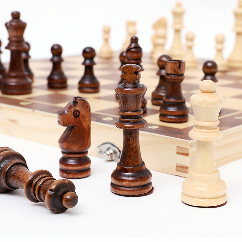 Cross-border exclusive wooden magnetic chess folding tabletop game, chess and card entertainment, competitive and educational toys Specification image