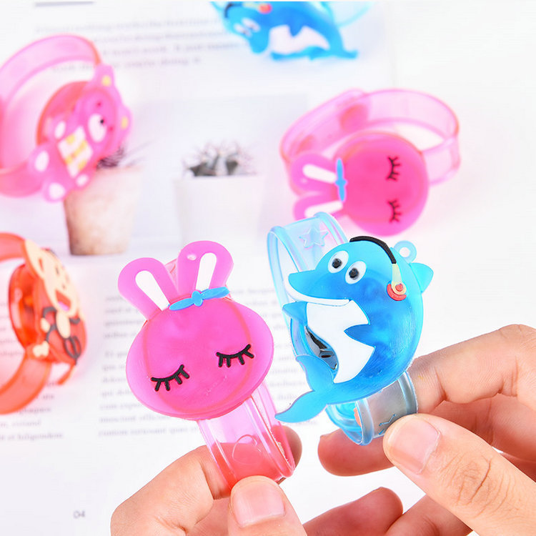 工业品牌站礼品实物图