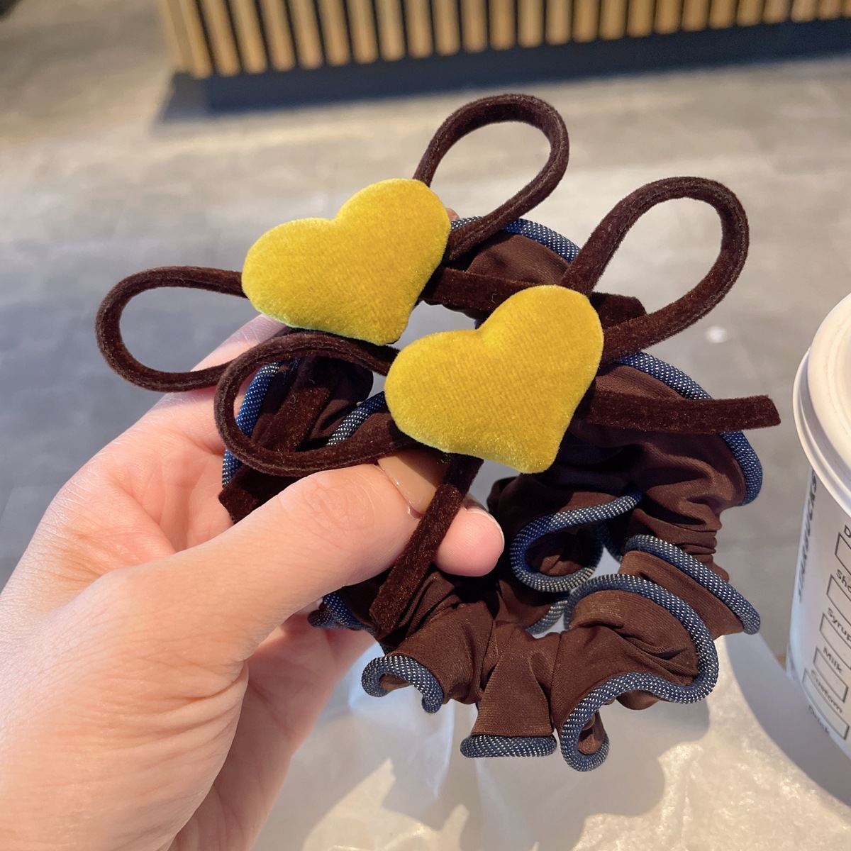 Velvet heart-shaped bow, small intestine hair band, hair tie, lazy style, low ponytail, hair tie, hair flower, hair accessory Specification image