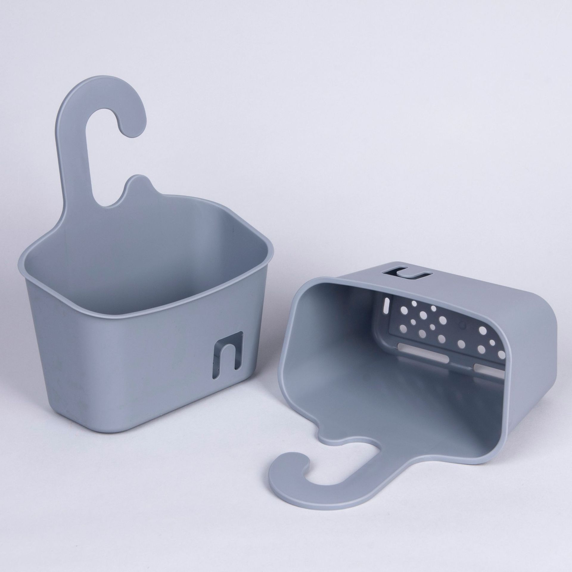 Factory direct sales of PP wall-mounted sundries hanging baskets, storage hanging baskets, kitchen, bathroom, toilet and dormitory storage racks for storage Application Scenario