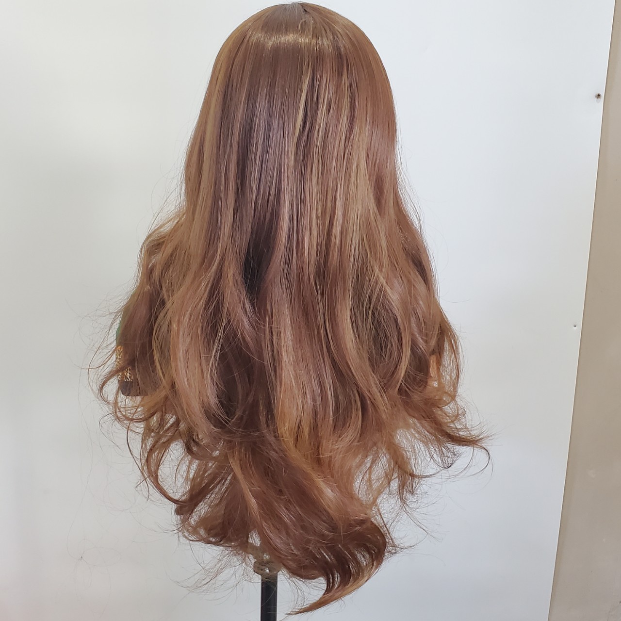 Women's long curly hair, orange-brown mid-parted bangs, women's full wig style Specification image