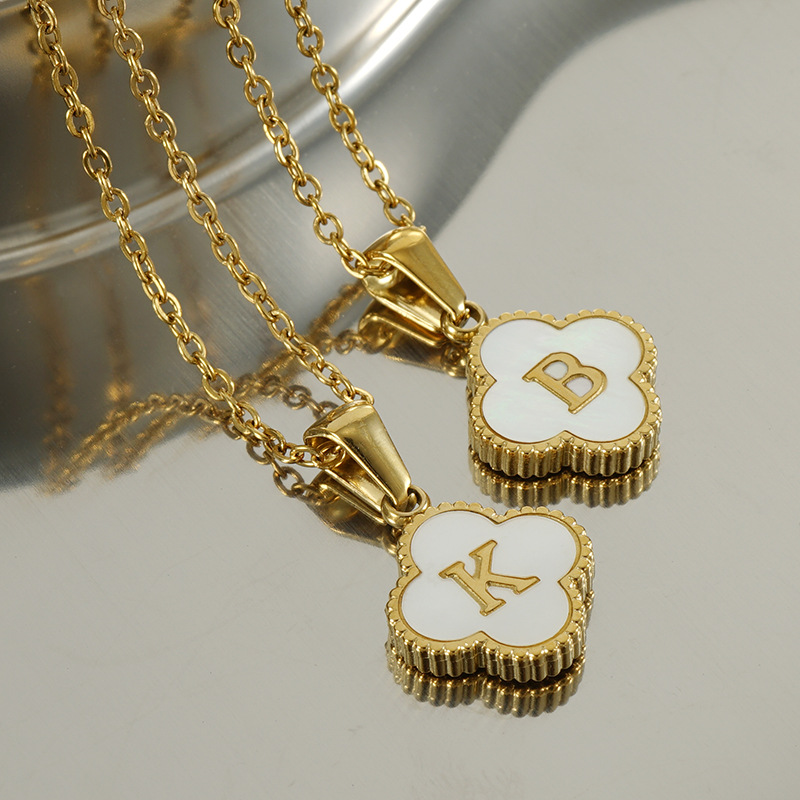 New four-leaf clover pendant stainless steel 18K gold necklace, InS-style European and American simple shell letter collarbone chain necklace details Picture
