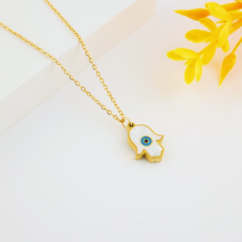 New personalized and trendy titanium steel blue-eye necklace for women, a cross-border live-streaming bestseller jewelry wholesale Application Scenario