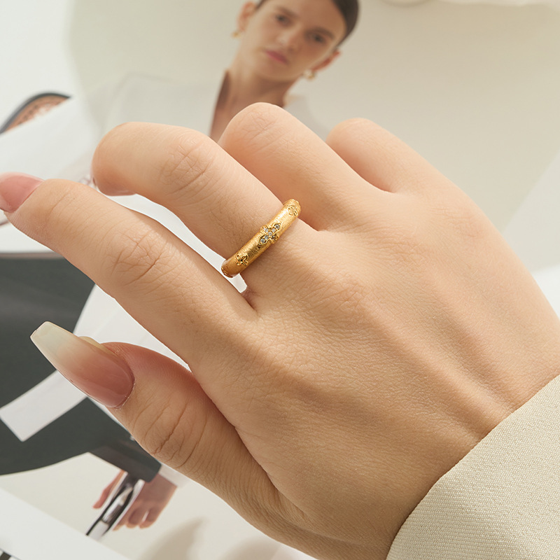 Retro court-style gold brushed petal open ring, copper alloy real gold electroplated with zircon adjustable ring details Picture