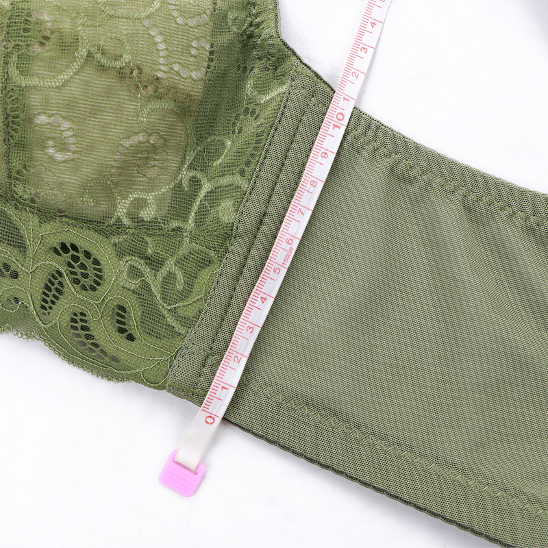 The bra cover converges to tuck in the secondary breasts. Large-sized underwear for women without underarms. Anti-sagging for plump girls. The full cup is breathable and slimming Application Scenario