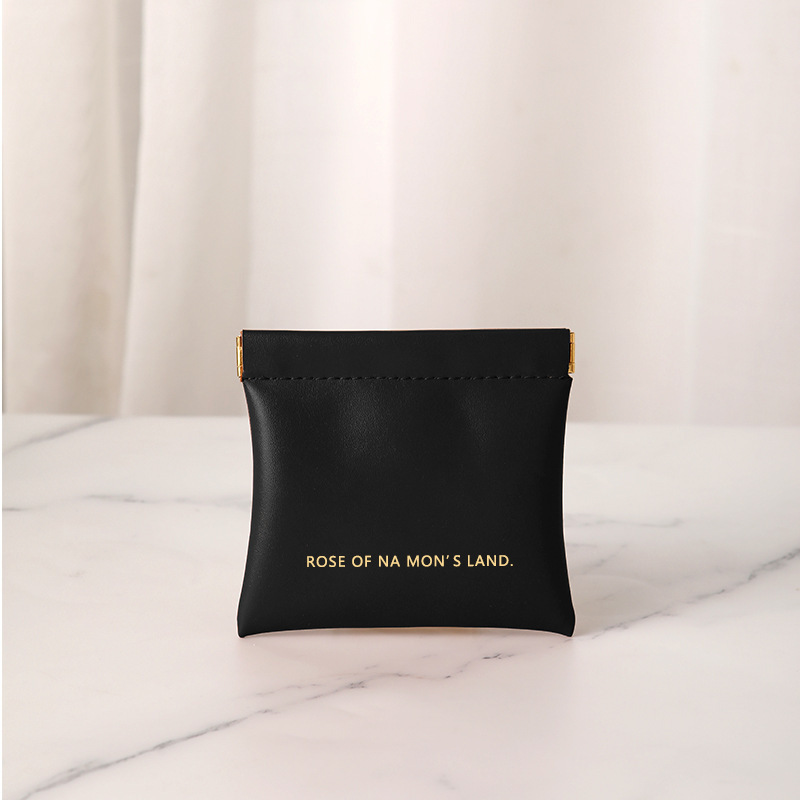 Data cable storage bag, high appearance level, wired earphone pocket, automatic closing spring piece, cosmetic mouth, red envelope wholesale Application Scenario
