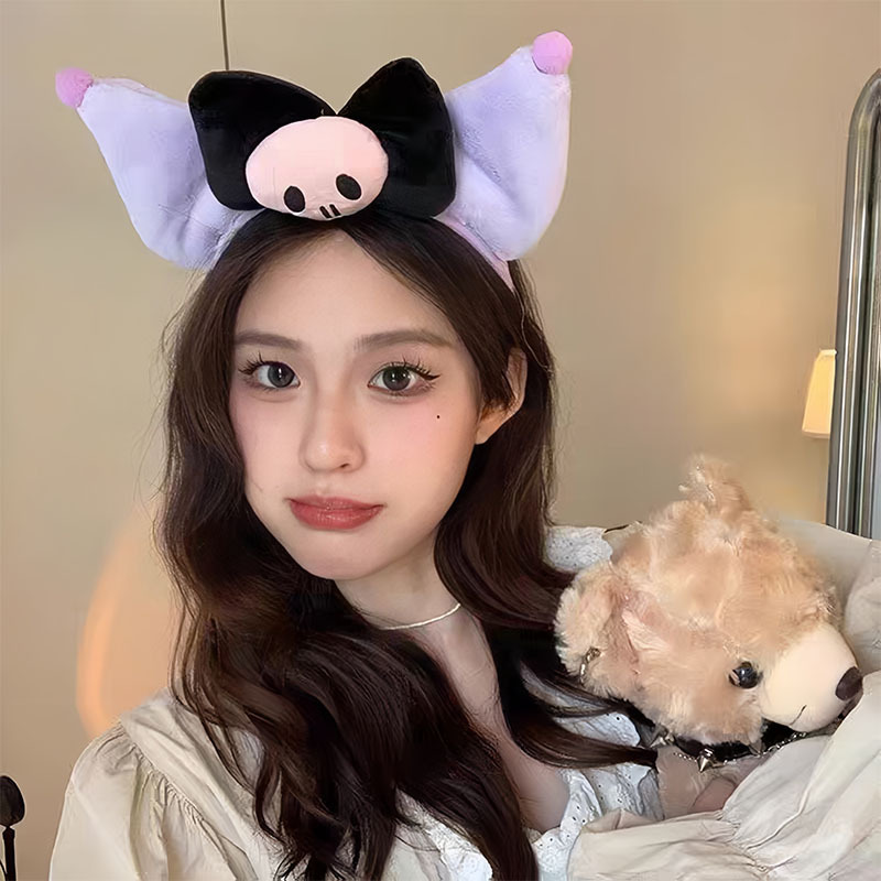 Halloween Skeleton Kulomi hairband for washing face and tying hair, cute style, broken hair, bow, plush headwear, no damage to hair Item Picture
