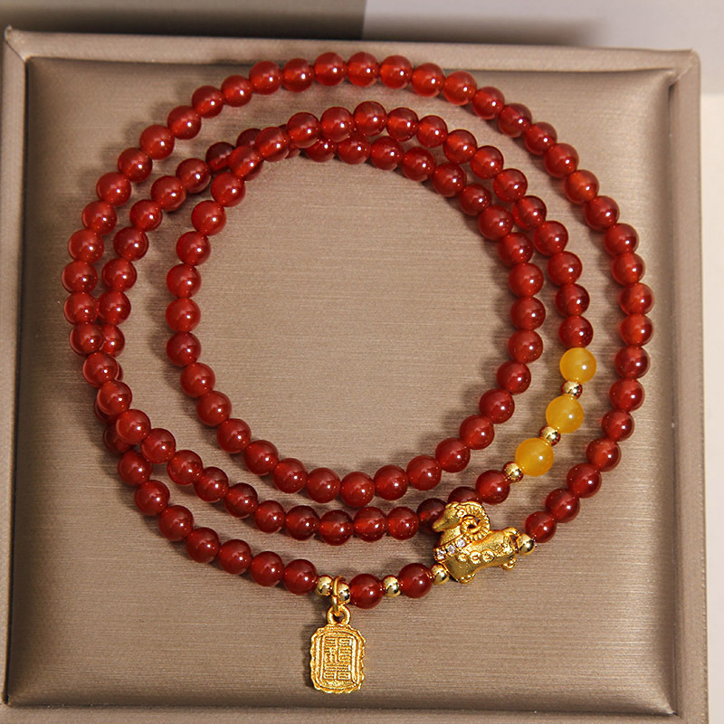 Natural red agate multi-loop pulsera para mujeres ligero lujo nicho alto sentido exquisito y versátil año de cabra cada vez mejor mano cadena Application Scenario