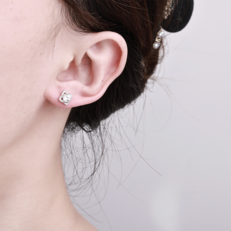 耳钉/饰品/四爪耳钉/ccb/打耳洞产品图