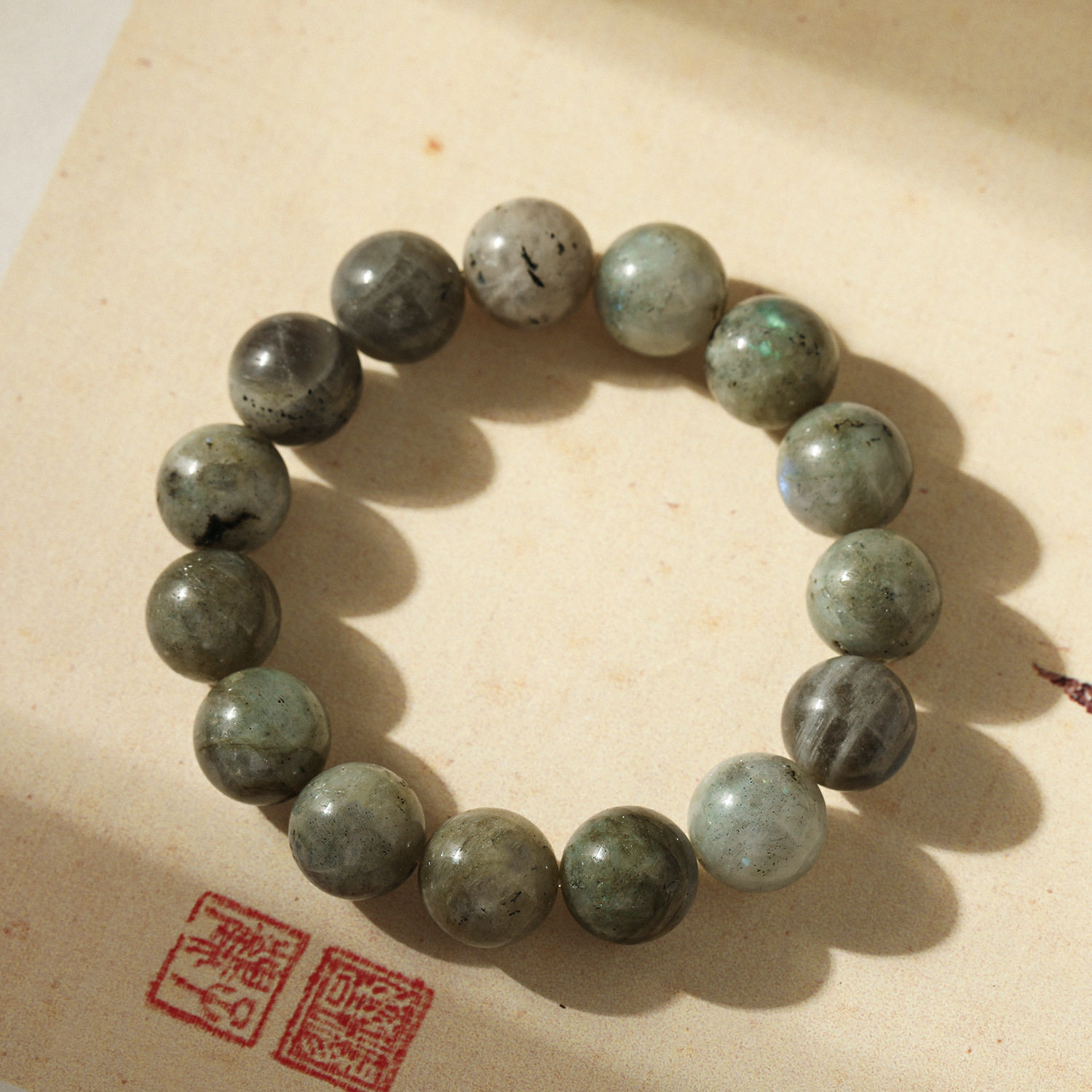 Natural gris luna luz delatopita mano cadena de cristal de cristal de cristal fresco pulsera de círculo único nuevo estilo chino accesorios al por mayor una generación details Picture