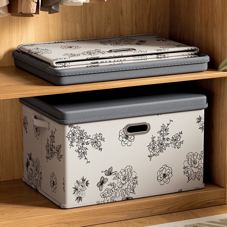 Clothing storage box, household seasonal clothing layered foldable organization box, dormitory wardrobe, quilt, covered storage basket Application Scenario