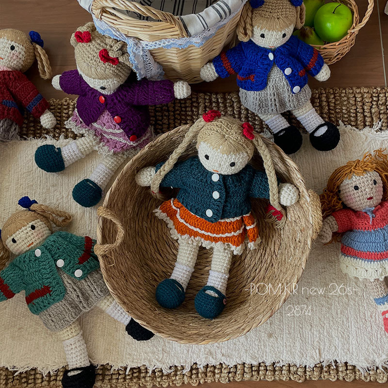 Handmade crochet doll set, sewing thread, single-ended needle, disposable needle and thread, Pengfei double-ended hook needle and brooch, craft supplies Specification image
