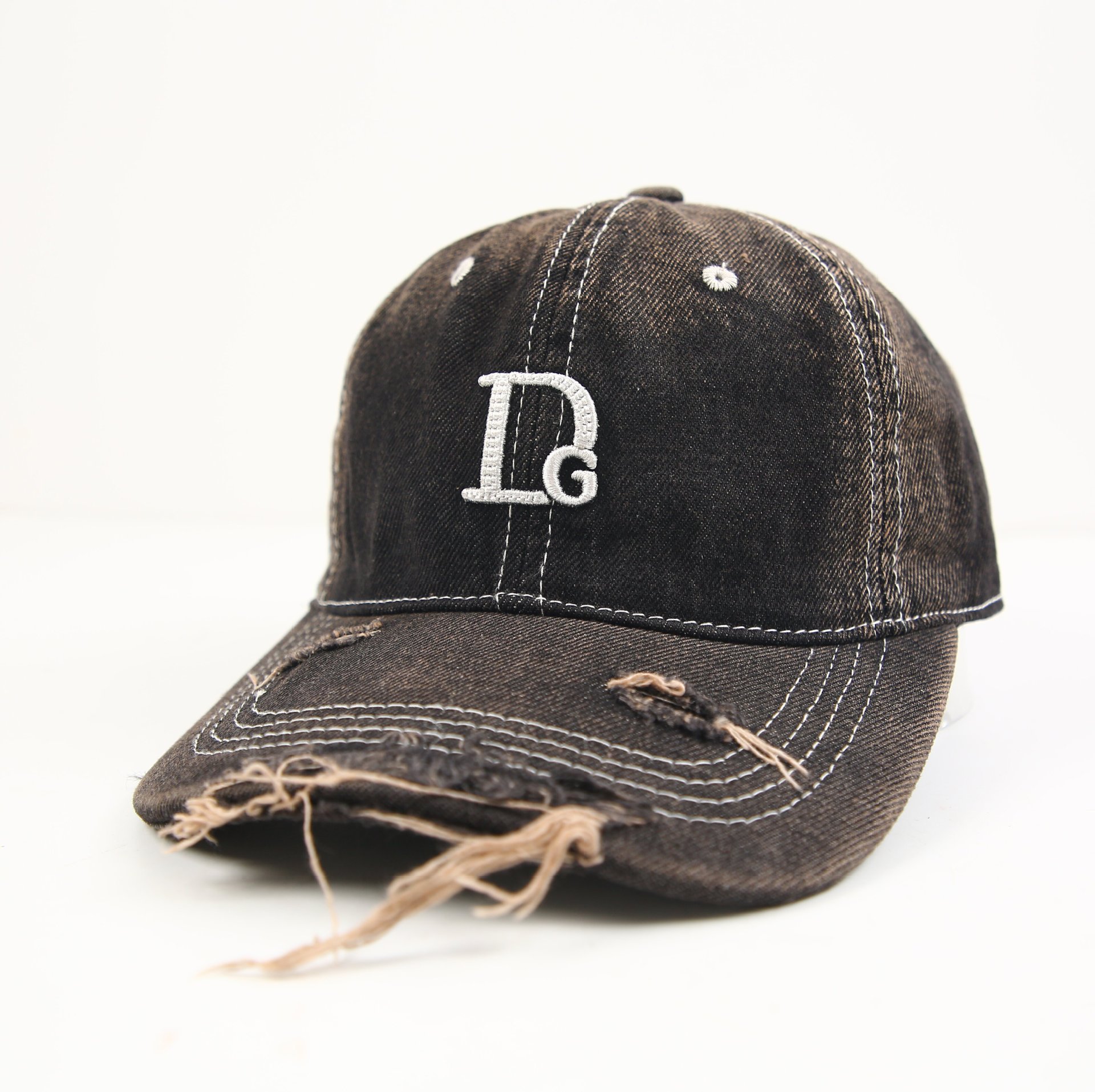 Original design, retro and distressed, ripped denim baseball cap for women, Korean style, versatile and face-enhancing, small sunshade baseball cap for men Specification image