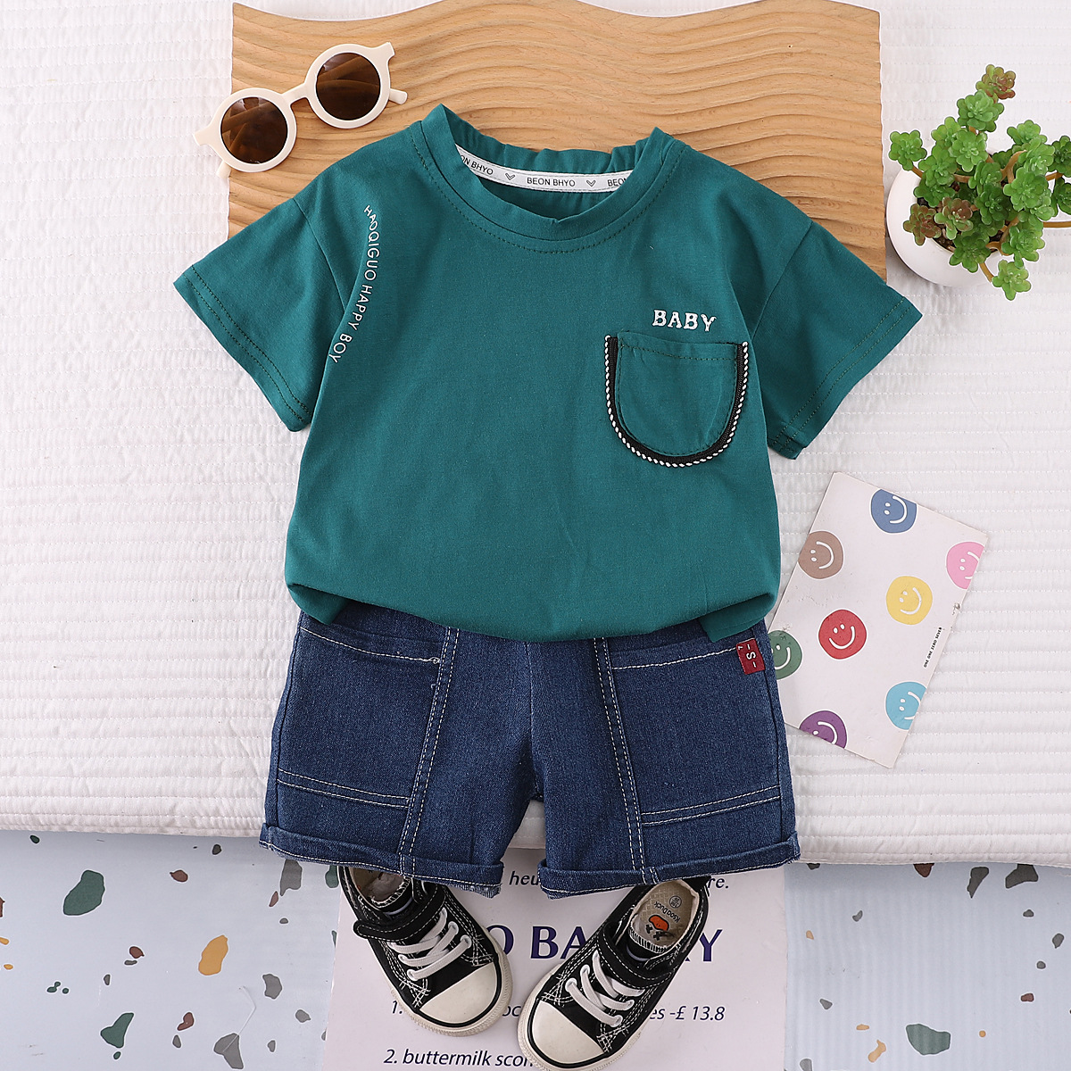 Cross-border exclusive children's summer set, new short-sleeved T-shirt and jeans two-piece set for boys and babies, wholesale for export details Picture