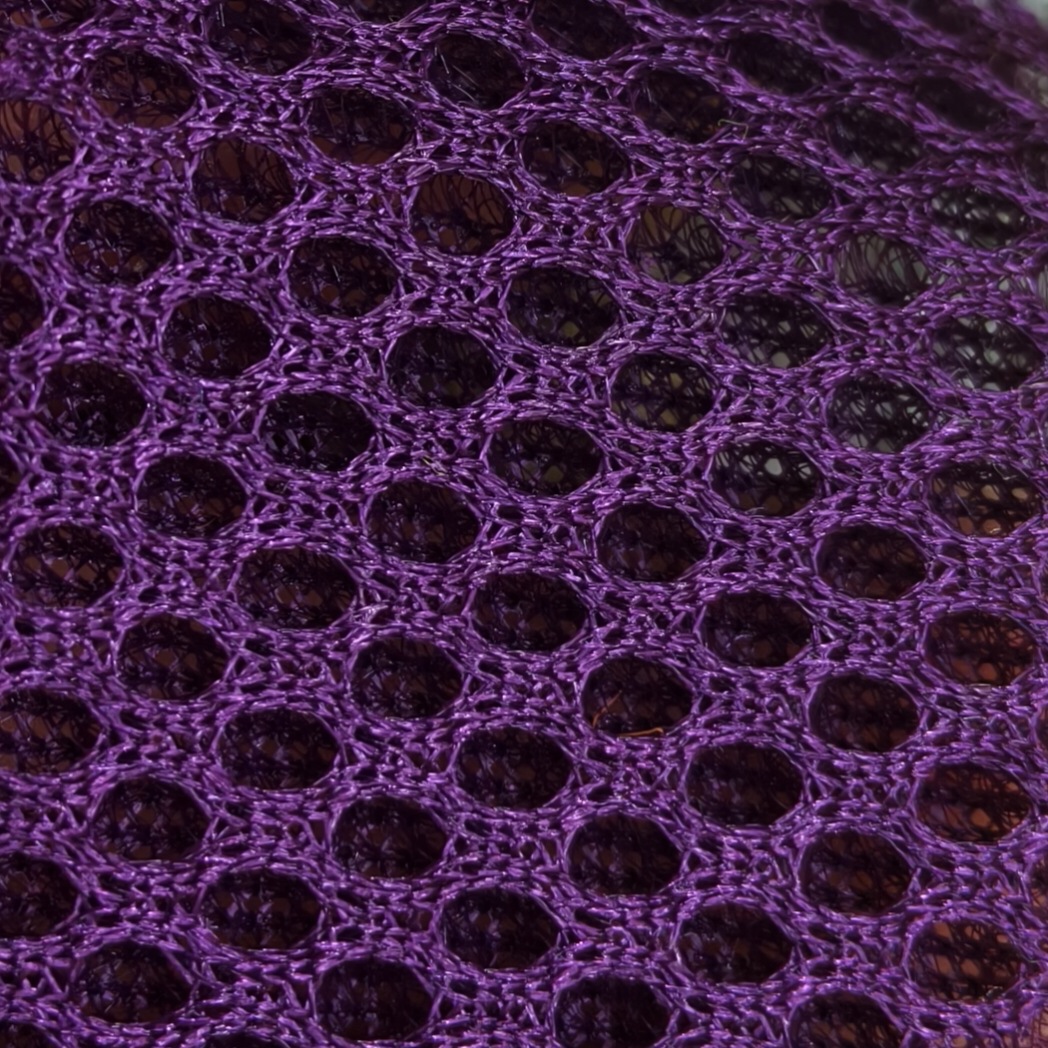 Double-soled thickened sandwich three-layer mesh fabric interlayer mesh sports shoes, clothing, luggage accessories mattress fabric mesh fabric Daye luggage material Item Picture
