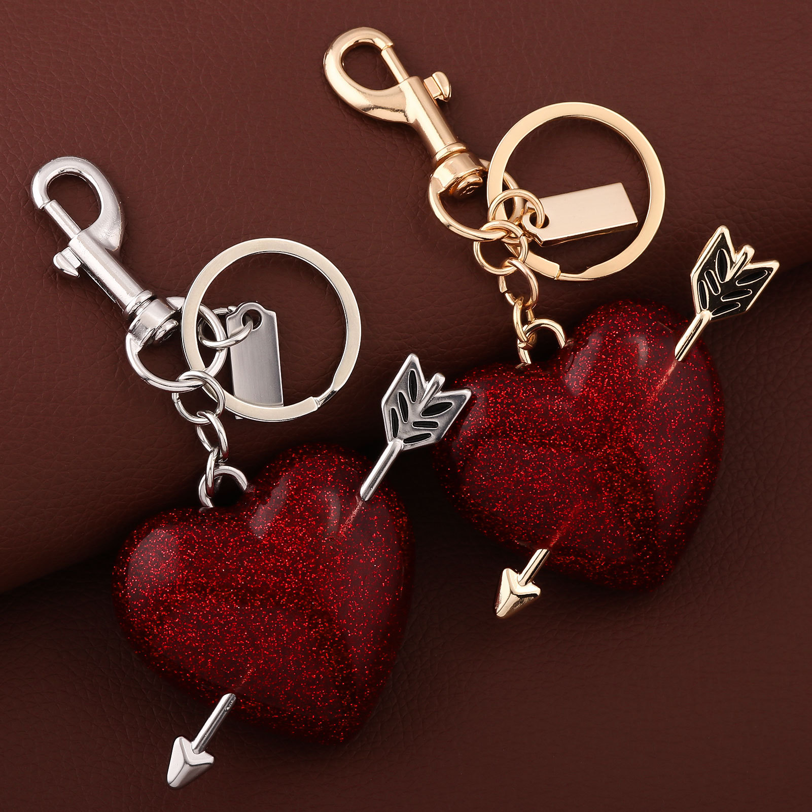 一箭穿心钥匙扣 跨境时尚一箭穿心包包挂件 女士轻奢爱心钥匙链产品图
