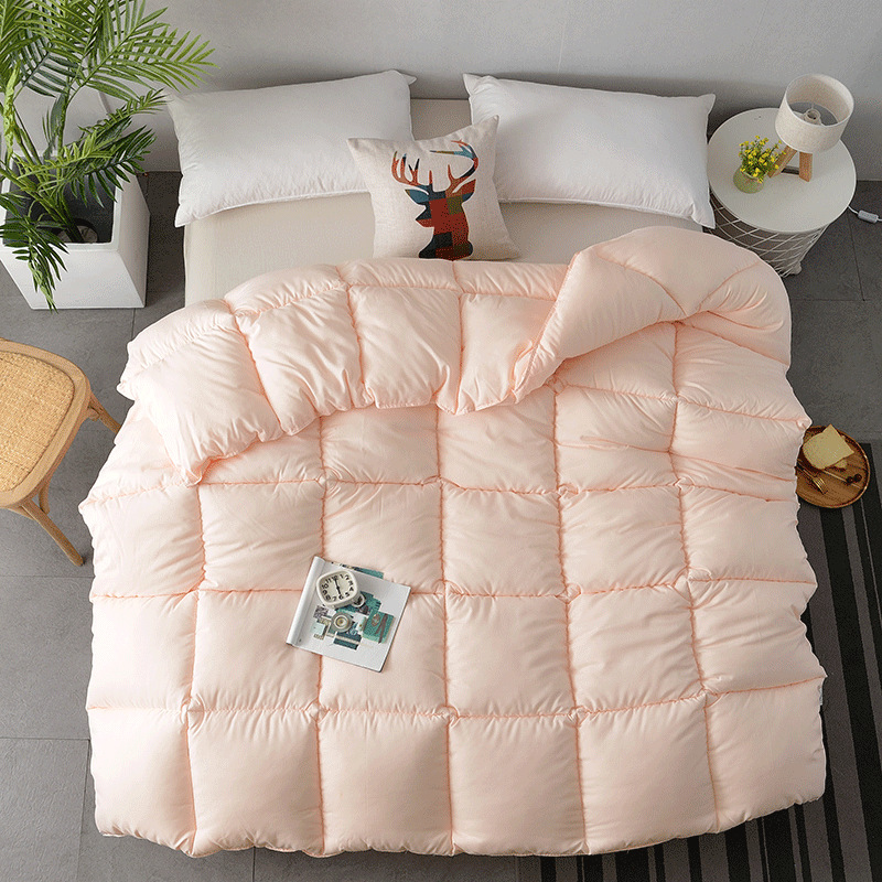 Solid-color hotel and homestay winter quilts, dormitory quilts, thickened warm quilts, fluffy and soft quilt cores, all-season quilts, spring and autumn quilts details Picture