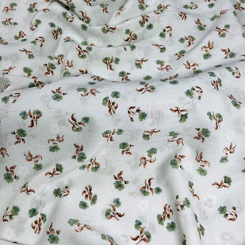精品平纹一品皱印花连衣裙面料 沙滩系列休闲裤女装花布饰品布料 Application Scenario