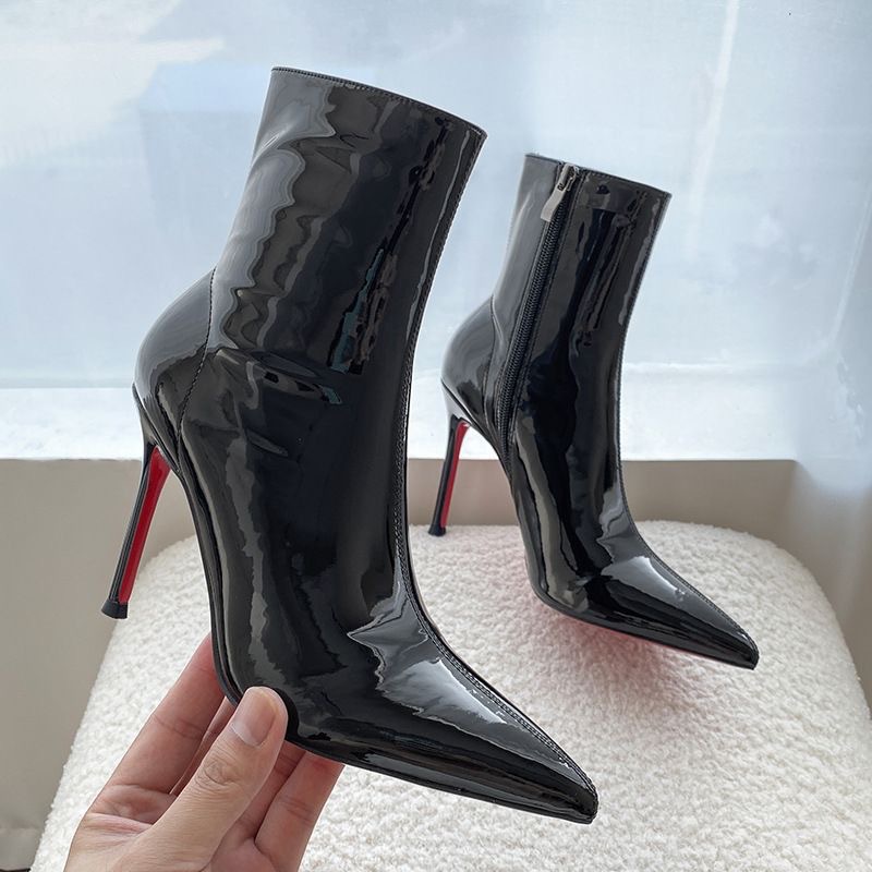 靴子女/男士马丁靴/男士马丁靴冬季/马丁靴/女靴鞋女士长款时尚产品图