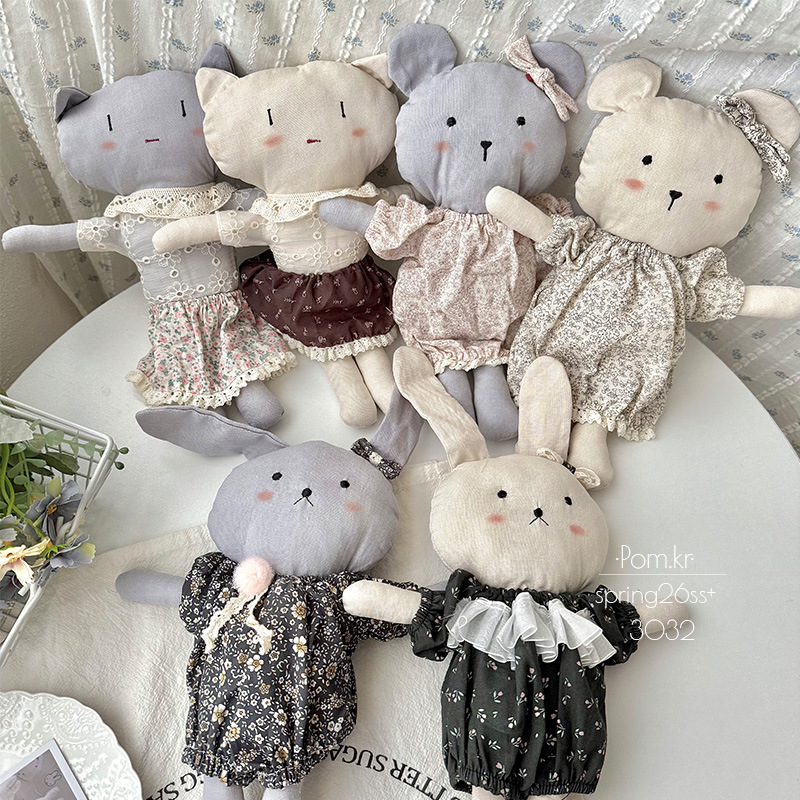 Korean version of ins fabric floral dress, rabbit doll, children's soothing doll, cute cotton and linen bedside decoration item