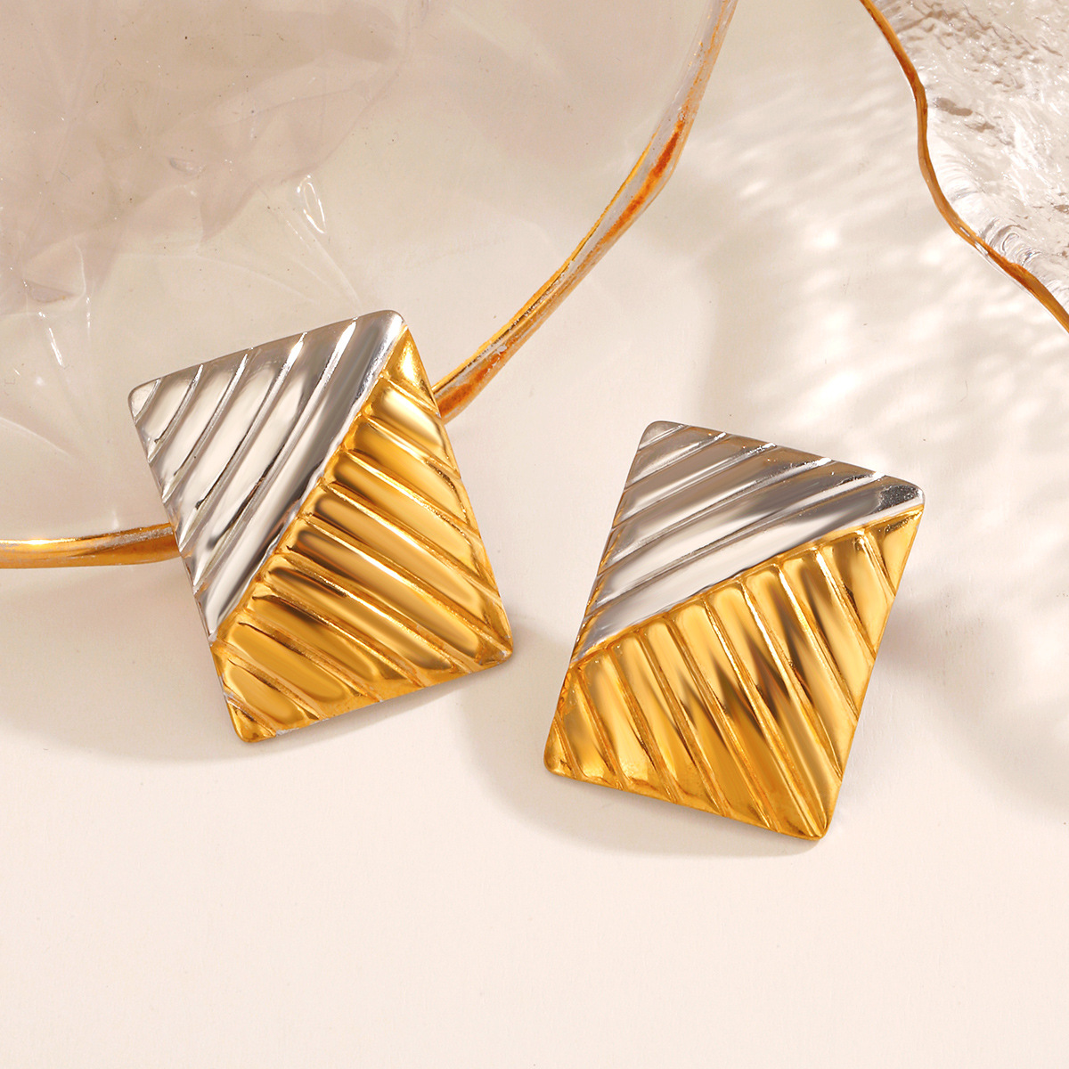 European and American fashion trend: Stainless steel simple style rectangular earrings, unique hip-hop vacuum electroplated geometric stud earrings for women Specification image