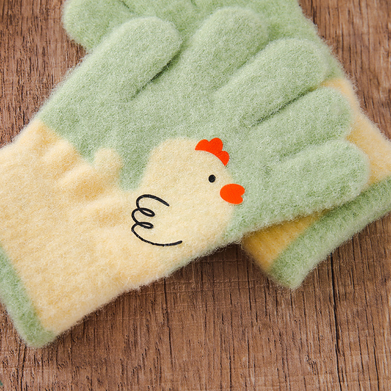 Wholesale from the manufacturer of the 2025 autumn/winter new style of cute cartoon chicken finger-separated fleece warm gloves for children, students and middle children Specification image