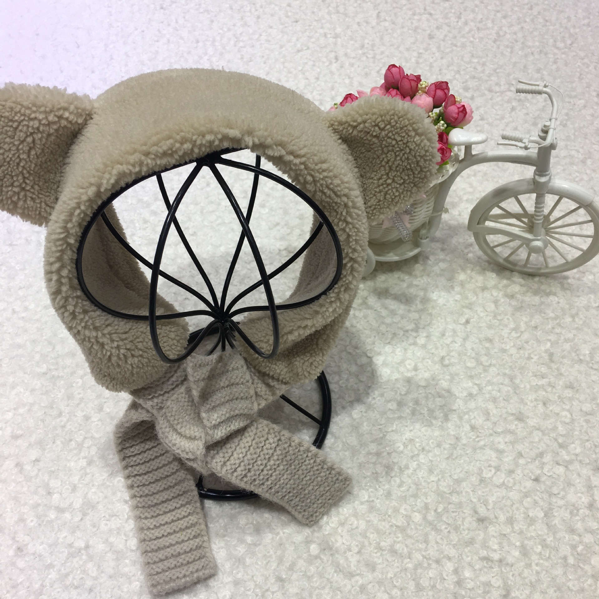 Cute girl scarf for autumn and winter, Korean dual-purpose hat, ear cap and scarf set for winter warmth, versatile Korean version for cold protection Specification image